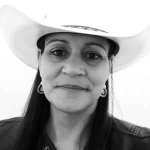 Meet your Posher, Louise